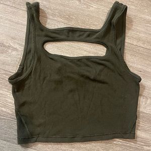 Lululemon crop top